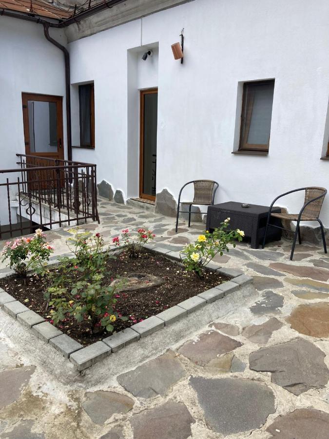 Livada Studio Apartments Brașov Exterior foto