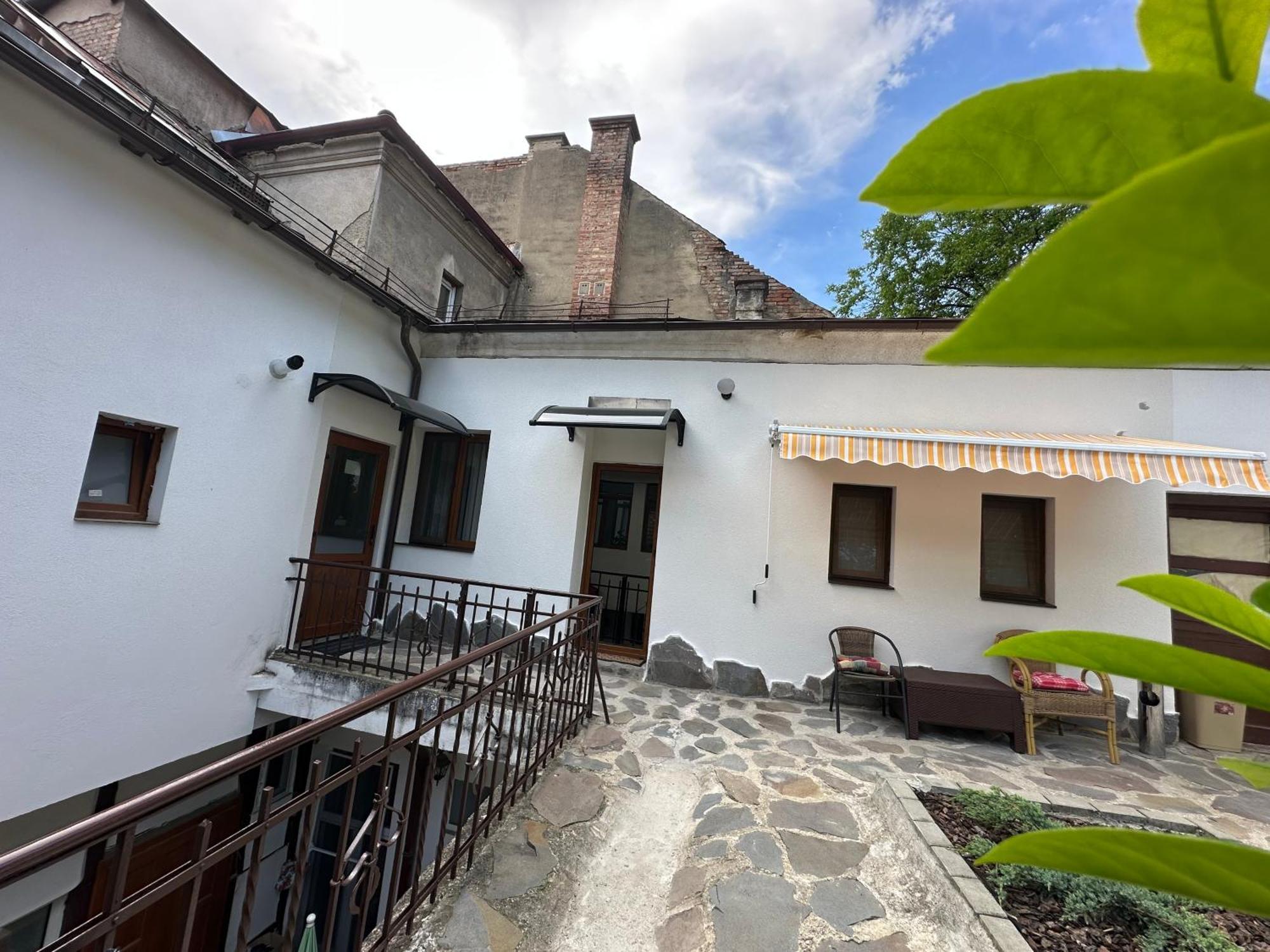 Livada Studio Apartments Brașov Exterior foto